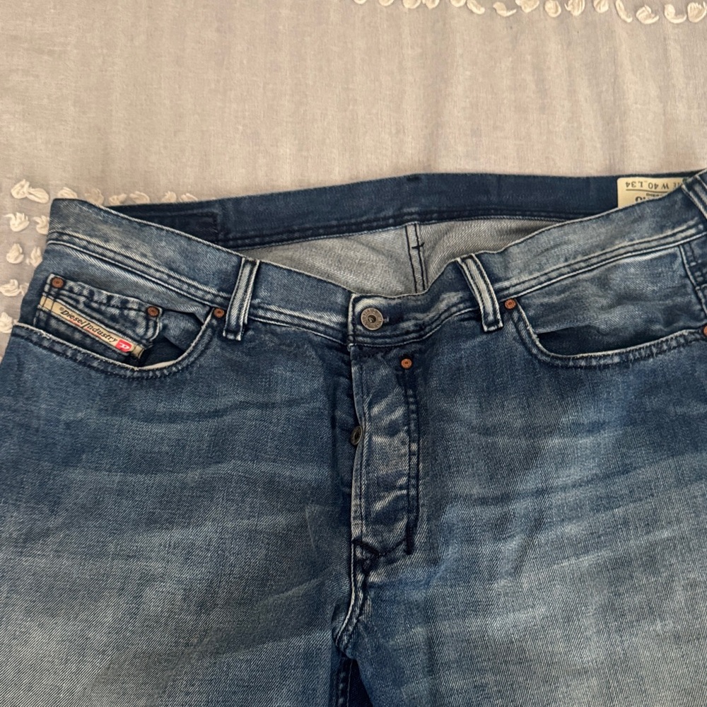 Diesel Relaxed Fit Jeans - Faded Blue - Picture 2 of 3